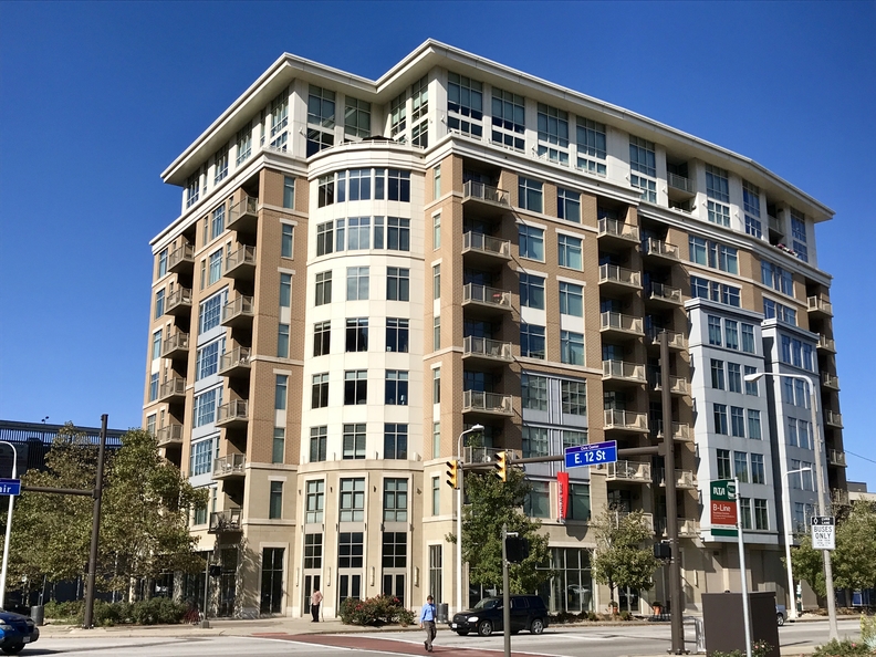Picking up the mantle for building for-sale condominiums in downtown Cleveland where a prior effort failed, the Geis Cos. of Streetsboro, through St. Clair 12 LLC, paid $15.45 million on Friday, Oct. 4, for the 10-story Avenue Tower and associated land at 1211 St. Clair Ave.